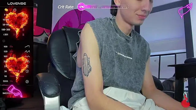 Snapshot of Santi_delacruz chatting on 02/21/25, 12:05 Santi delacruz online show from 02/21/25, 12:05