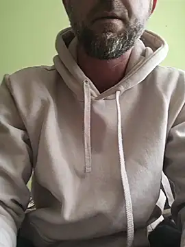 Snapshot of niesmialy39oon chatting on 10/04/25, 06:33 niesmialy39oon online show from 10/04/25, 06:33