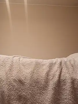 niesmialy39oon online show from 02/22/26, 07:56