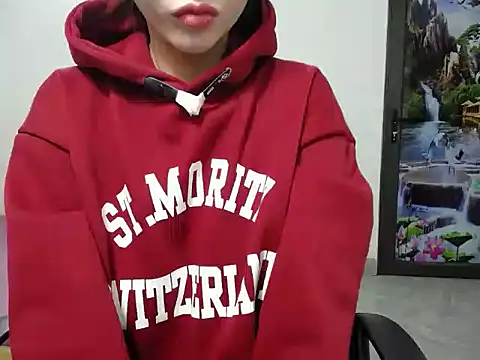 Love bug15 online show from 12/27/24, 01:22