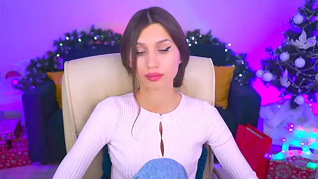 Snapshot of MollyPerry chatting on 12/08/24, 03:13 MollyPerry online show from 12/08/24, 03:13