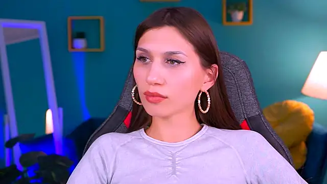 Snapshot of MollyPerry chatting on 01/25/25, 01:10 MollyPerry online show from 01/25/25, 01:10