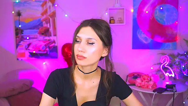 Snapshot of MollyPerry chatting on 02/25/25, 04:21 MollyPerry online show from 02/25/25, 04:21