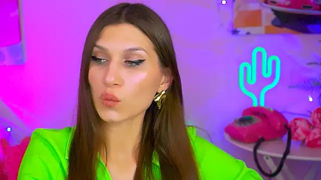 Snapshot of MollyPerry chatting on 03/11/25, 07:14 MollyPerry online show from 03/11/25, 07:14