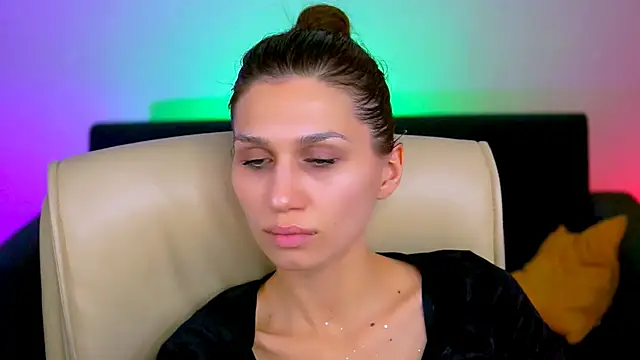 Snapshot of MollyPerry chatting on 03/19/25, 10:09 MollyPerry online show from 03/19/25, 10:09