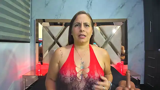 Susy wisee online show from 01/16/26, 03:21