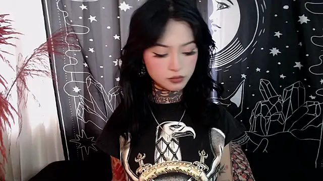 Isabella  dark online show from 01/30/25, 08:21