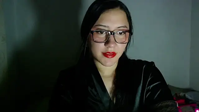 Snapshot of LuciaTomson chatting on 07/08/26, 04:06 LuciaTomson online show from 07/08/26, 04:06