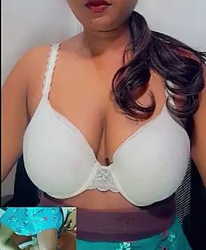 SLteena online show from 04/07/26, 02:45