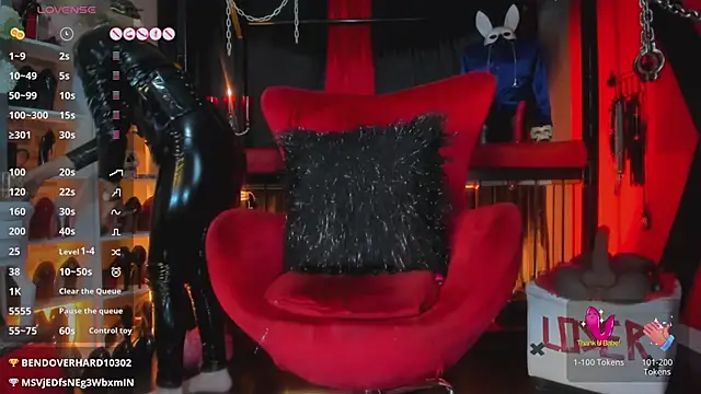 Snapshot of MistressAndre chatting on 02/06/25, 12:54 MistressAndre online show from 02/06/25, 12:54