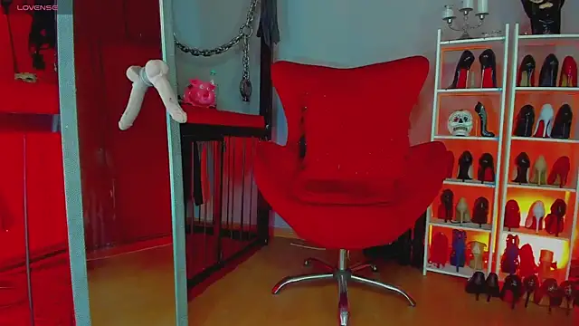 Snapshot of MistressAndre chatting on 09/30/25, 09:09 MistressAndre online show from 09/30/25, 09:09