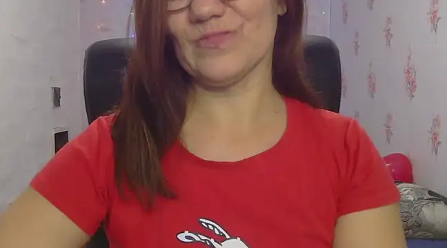 Snapshot of KittyyLaBeauty chatting on 02/12/25, 07:35 KittyyLaBeauty online show from 02/12/25, 07:35