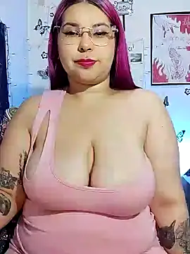 Snapshot of Hada_dracanae chatting on 01/25/25, 12:59 Hada dracanae online show from 01/25/25, 12:59