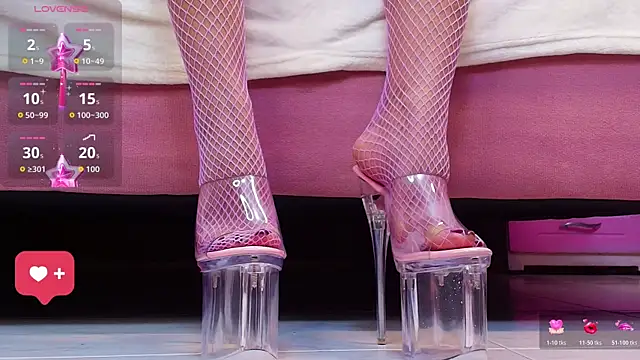 Snapshot of AuroraSim chatting on 01/06/26, 01:04 AuroraSim online show from 01/06/26, 01:04