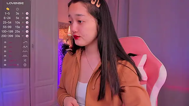 FreyaRaya online show from 12/06/24, 10:08