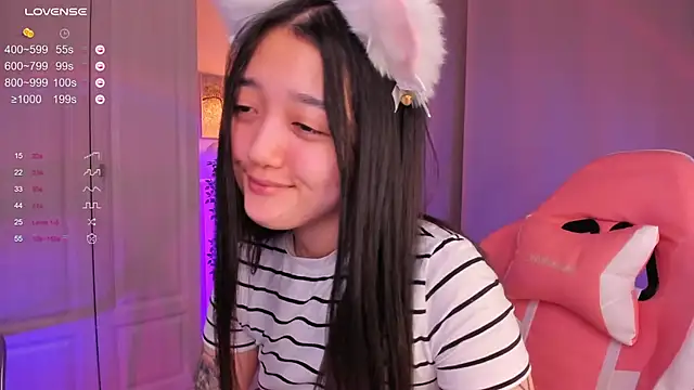 FreyaRaya online show from 12/17/24, 08:34