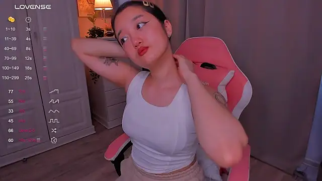 FreyaRaya online show from 01/16/25, 09:27