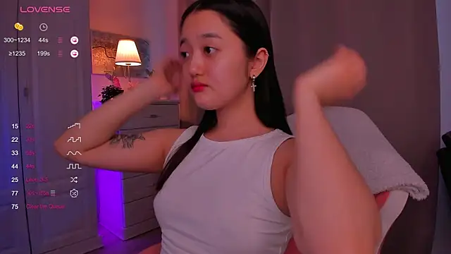 FreyaRaya online show from 02/16/25, 09:37