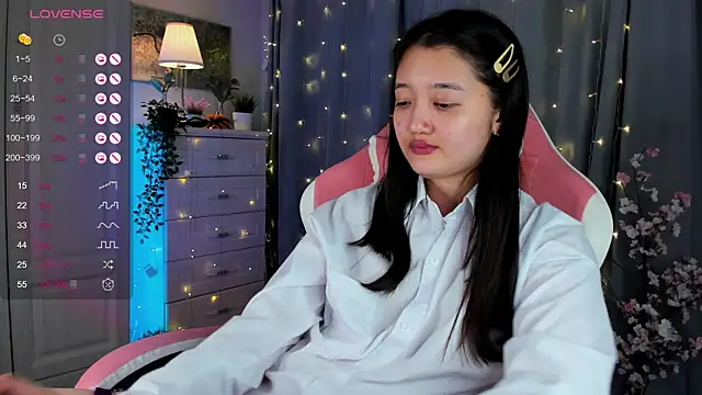 Snapshot of FreyaRaya chatting on 03/09/25, 11:58 FreyaRaya online show from 03/09/25, 11:58