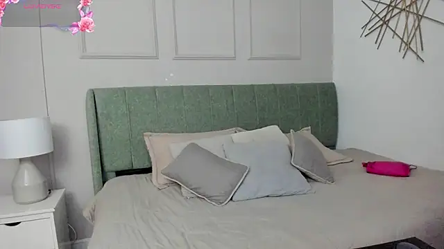 Sussanewolf online show from 03/19/26, 12:20