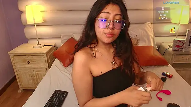 milan sweet online show from 09/18/25, 11:29