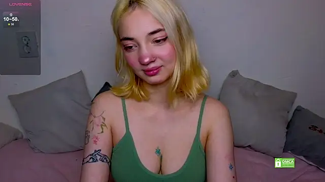 sandra belll online show from 09/29/25, 03:39