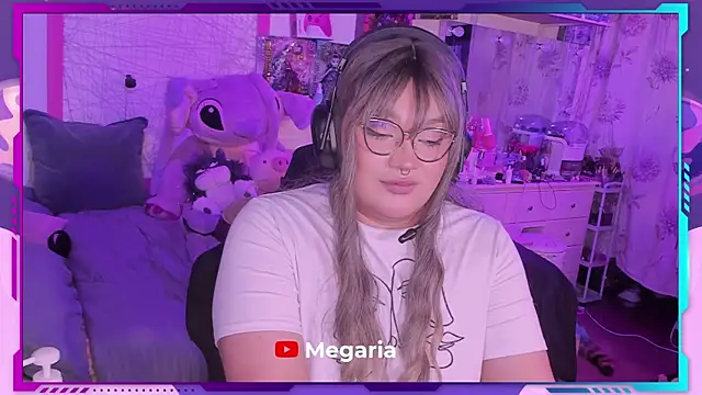 MegariaB online show from 01/26/25, 04:20