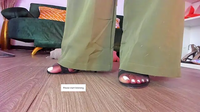violet tii online show from 08/05/26, 10:23