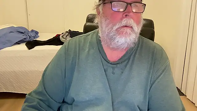 Drummajor online show from 01/13/26, 05:35