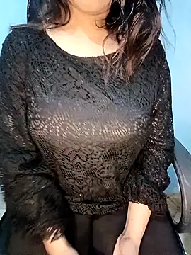 Snapshot of Dayna-36 chatting on 01/01/25, 02:51 Dayna-36 online show from 01/01/25, 02:51