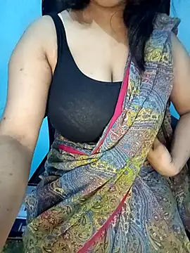 Snapshot of Dayna-36 chatting on 01/05/25, 04:38 Dayna-36 online show from 01/05/25, 04:38