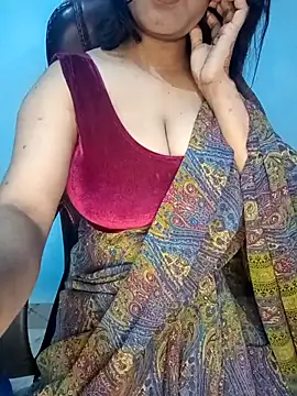 Snapshot of Dayna-36 chatting on 02/19/25, 05:49 Dayna-36 online show from 02/19/25, 05:49