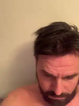 Snapshot of TB1977DK chatting on 11/30/25, 08:46 TB1977DK online show from 11/30/25, 08:46