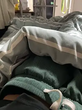 Snapshot of Bigdickk4U chatting on 10/10/25, 02:38 Bigdickk4U online show from 10/10/25, 02:38