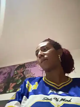 ebony s1 online show from 11/30/25, 01:20