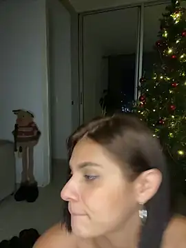 Snapshot of Susi_bell chatting on 12/04/24, 02:42 Susi bell online show from 12/04/24, 02:42