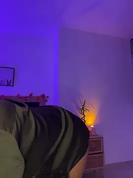 Snapshot of Susi_bell chatting on 01/09/25, 02:01 Susi bell online show from 01/09/25, 02:01