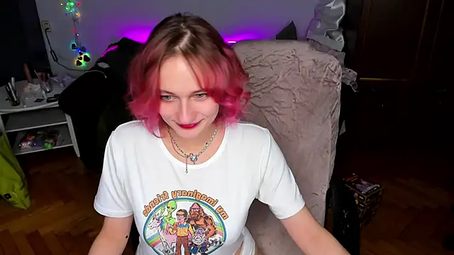 Snapshot of Evelyn_Harper@xh chatting on 11/10/25, 04:39 Evelyn Harperxh online show from 11/10/25, 04:39