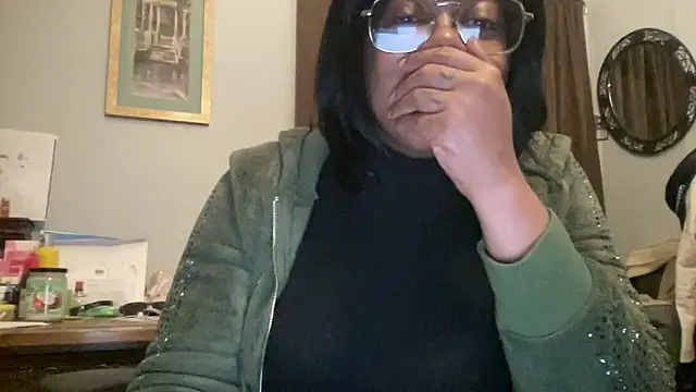 MommyConfident online show from 12/16/25, 01:43