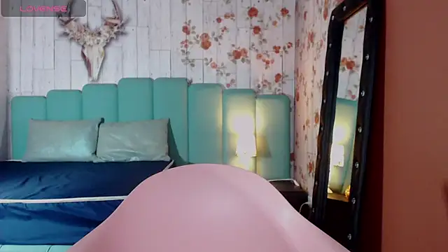 Alison Simmons online show from 01/04/25, 09:20