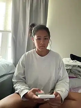VanessaBling online show from 12/05/24, 03:06