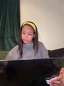 VanessaBling online show from 02/17/26, 01:46