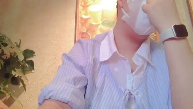 Alisa Hotfeeling online show from 05/05/26, 01:46