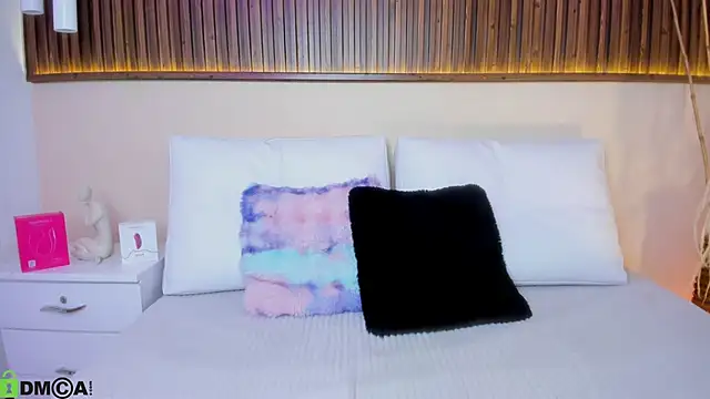 celeste wayne online show from 04/05/26, 02:25