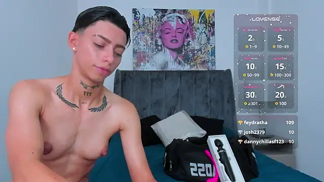 Snapshot of AmberAdams_ chatting on 12/04/24, 04:27 AmberAdams online show from 12/04/24, 04:27