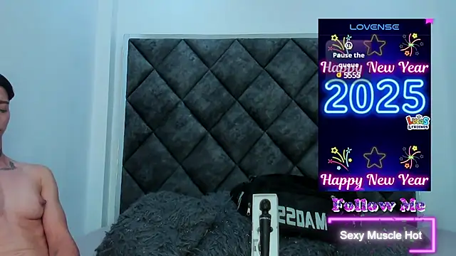 Snapshot of AmberAdams_ chatting on 01/20/25, 04:23 AmberAdams online show from 01/20/25, 04:23