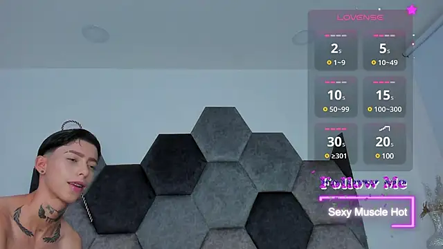 Snapshot of AmberAdams_ chatting on 01/22/25, 04:44 AmberAdams online show from 01/22/25, 04:44