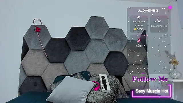 Snapshot of AmberAdams_ chatting on 01/25/25, 02:25 AmberAdams online show from 01/25/25, 02:25