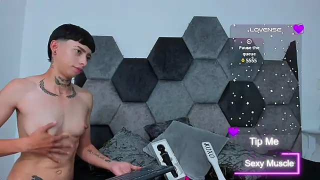 Snapshot of AmberAdams_ chatting on 02/23/25, 05:29 AmberAdams online show from 02/23/25, 05:29