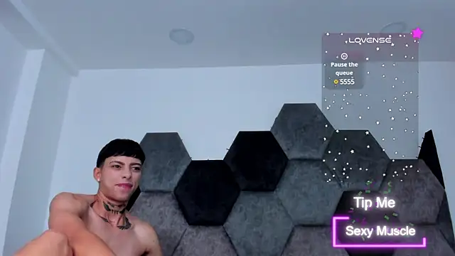Snapshot of AmberAdams_ chatting on 03/16/25, 02:33 AmberAdams online show from 03/16/25, 02:33